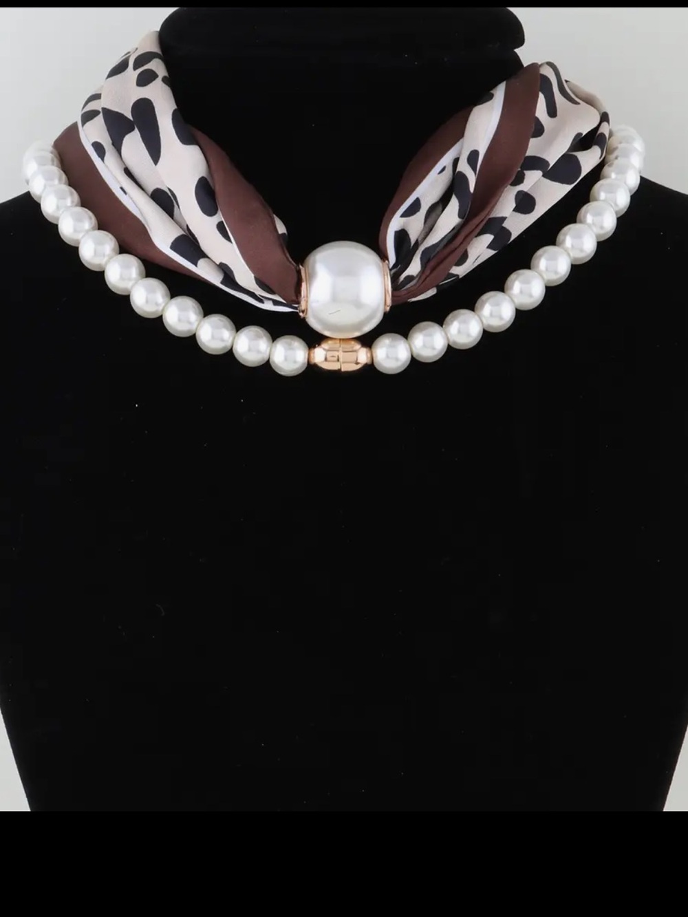 ShopEvelynne White Pearl & Brown Patterned Scarf Necklace